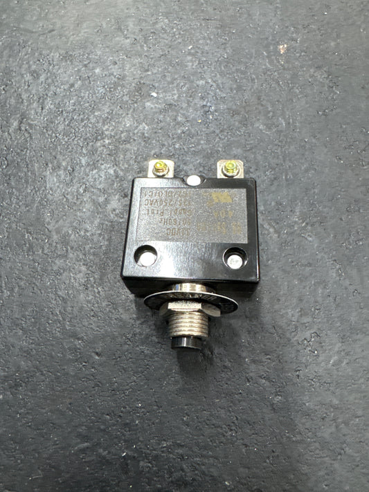 US Tarp 40amp Resettable Circuit Breaker