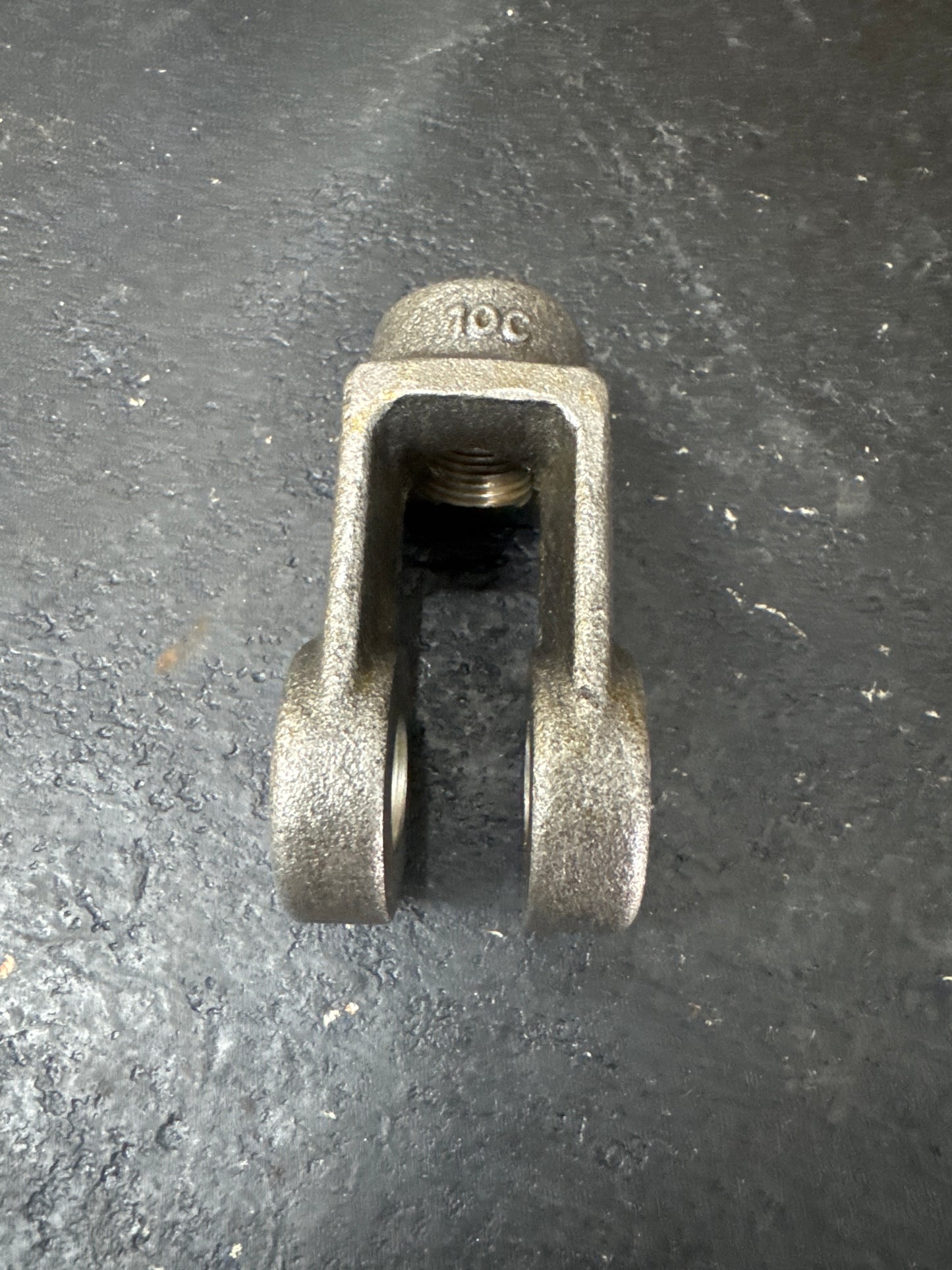 5/8-16x5/8 Short Clevis