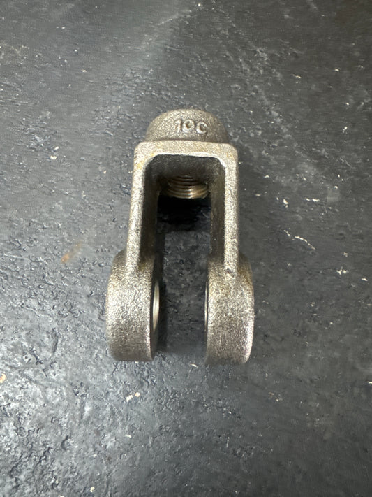 5/8-16x5/8 Short Clevis